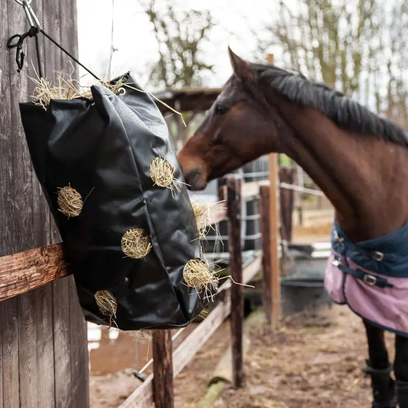 Kerbl HayBag schwarz, groß 16 kg / 195 l Heißes Angebot