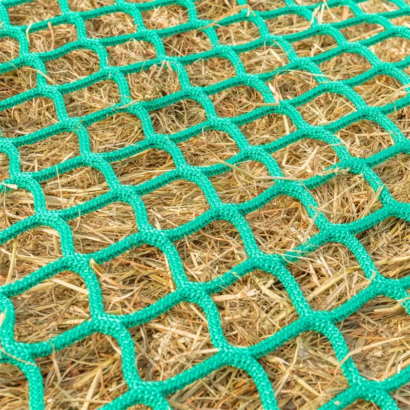 VOSS.farming Futtersparnetz "rund" für Heu-Rundballen - Ø 2,50m, Maschenweite 4,5x4,5cm Zertifiziert