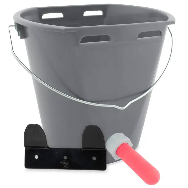 Ausverkauf VOSS.farming Kälbereimer, 9 Liter, inkl. Sauger, Ventil und Halterung, Tränkeeimer, grau